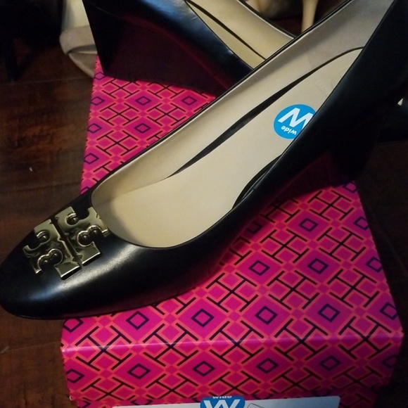 Tory Burch Shoes - Tory Burch Raleigh 70mm wedge size 9.5 c NWB